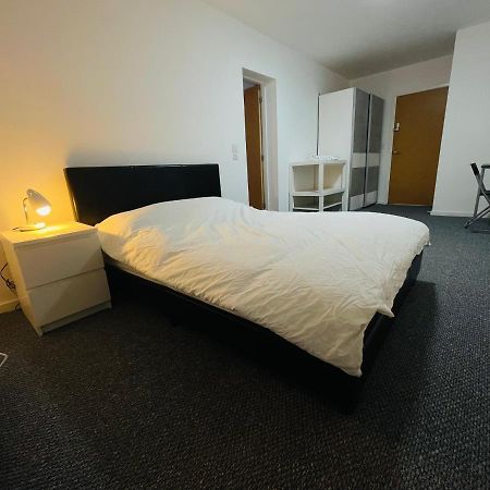 En-Suite For Family,Couple And Females Lancaster Eksteriør billede