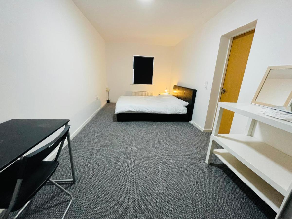 En-Suite For Family,Couple And Females Lancaster Eksteriør billede